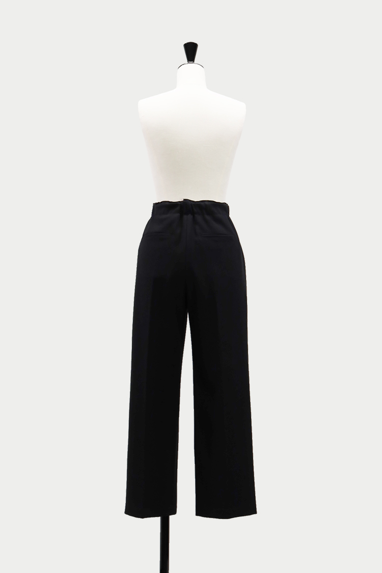 MACHATT プリーツパンツ　ブラック プリーツパンツ（ブラック） | MACHATT ONLINE STORE