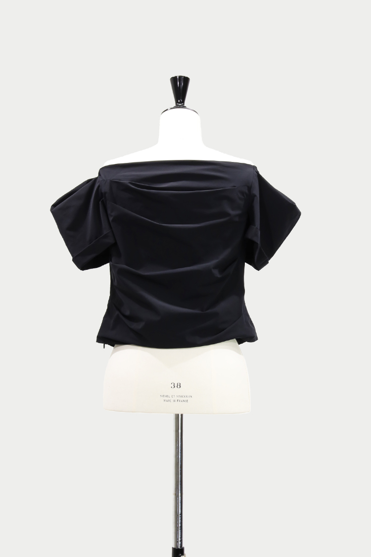 オフショルダートップス（ブラック） | MACHATT ONLINE STORE