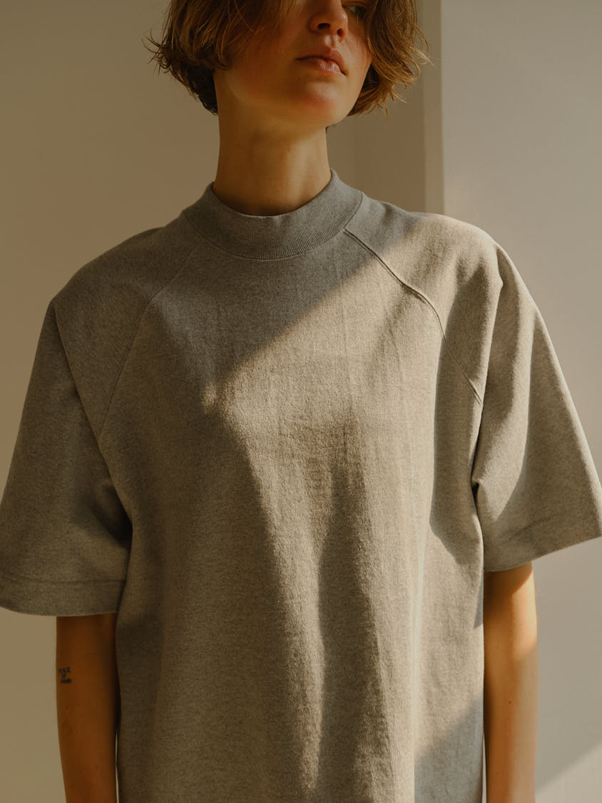 タグ付　machatt マチャット　モックネックTシャツ モックネックオーバーTシャツ（グレー） | MACHATT ONLINE STORE