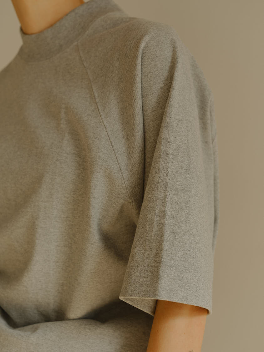 タグ付　machatt マチャット　モックネックTシャツ モックネックオーバーTシャツ（グレー） | MACHATT ONLINE STORE