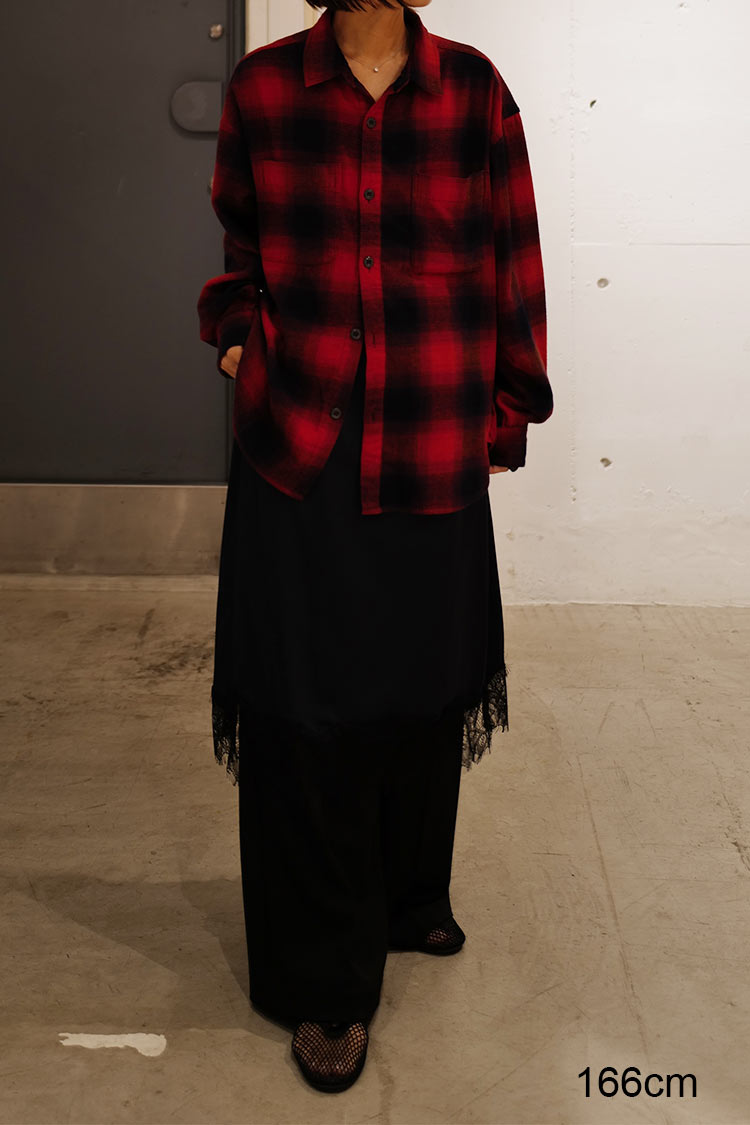 レースサテンスカート（ネイビー） | MACHATT ONLINE STORE