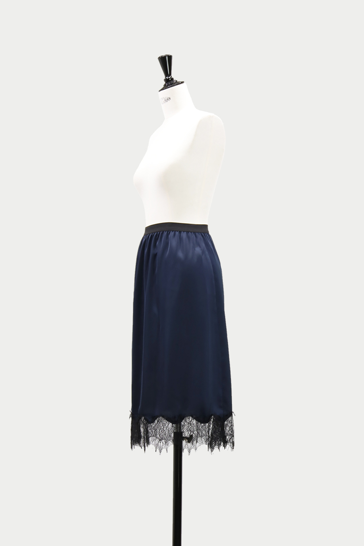 レースサテンスカート（ネイビー）【10月下旬納品】 | MACHATT