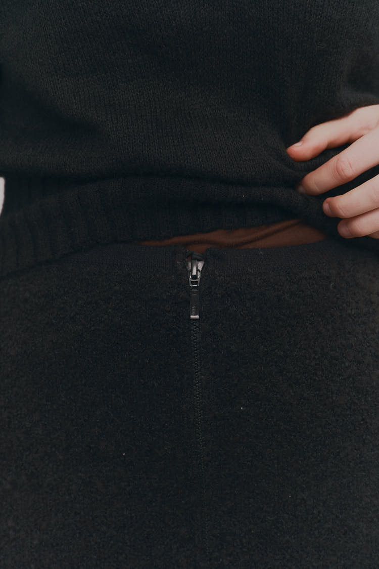 ブークレミニスカート（ブラック） | MACHATT ONLINE STORE