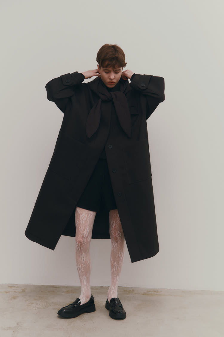 パファーフードスカーフ（ブラック） | MACHATT ONLINE STORE