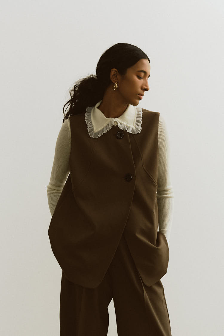 新品！！マチャット　machattエコレザーベスト　ブラウン エコレザーリボンベスト（ブラウン） | MACHATT ONLINE STORE