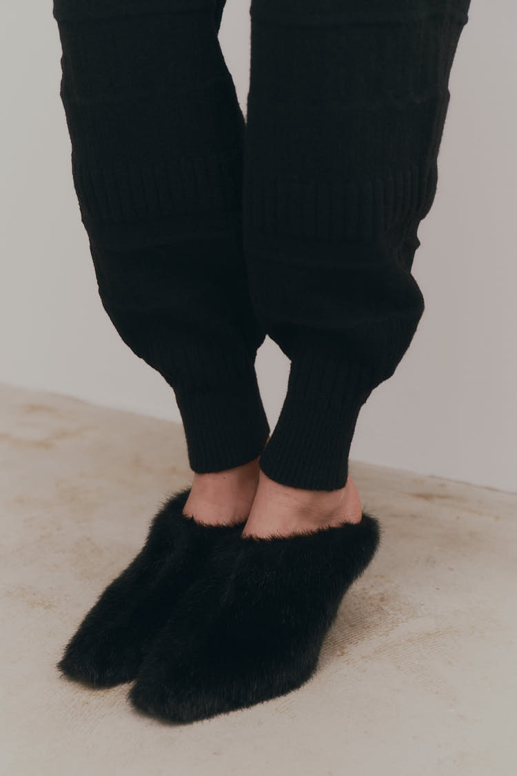 ニットパンツ（ブラック） | MACHATT ONLINE STORE