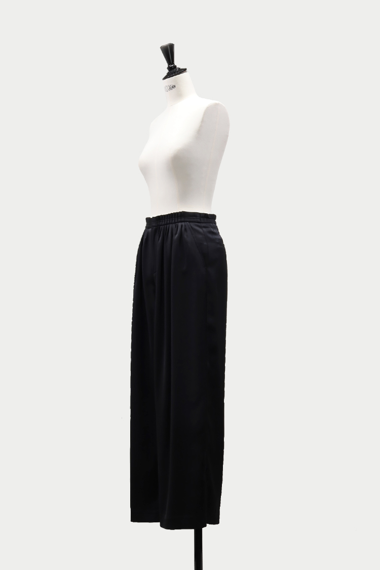 MACHATTタックパンツ サテンタックパンツ | MACHATT ONLINE STORE