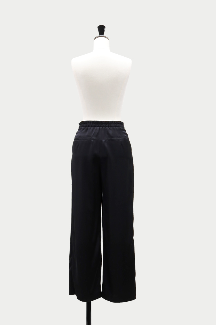 サテンタックパンツ | MACHATT ONLINE STORE